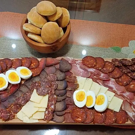 Domacinstvo Koprivica Villa Zapolje