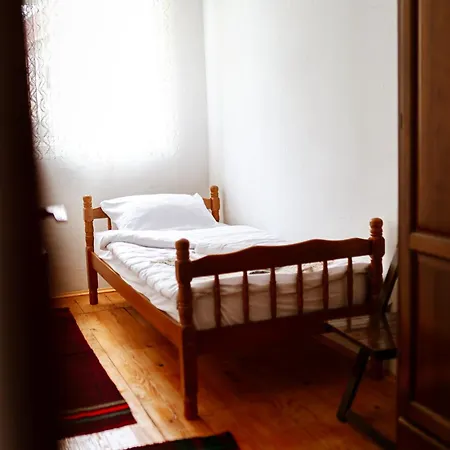 Domacinstvo Koprivica Villa